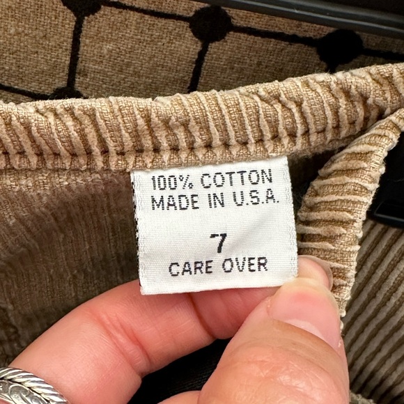 Vintage Baxis Tan Cordorouy Shorts - Picture 7 of 7